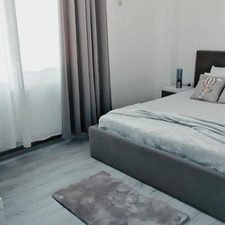 Maia Apartment Năvodari Екстериор снимка